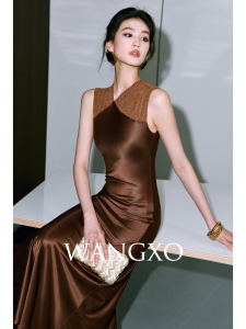 WANGXO | Đầm Voan Đính Hạt Dẻo Co Dãn V-Cổ Tay Loè Không Tay