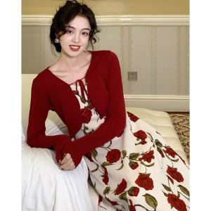 เสื้อคลุมไหล่ใส่ด้านนอกพร้อมกระโปรงสายเดี่ยวสำหรับฤดูร้อนเสื้อกั๊กตัวเล็กสีแดงสำหรับผู้หญิงเสื้อคาร์ดิแกนกันแดดผ้าไอซ์ซิลค์เสื้อแบบบาง