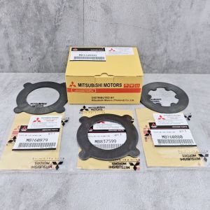 PLAT GIGI GARDAN BELAKANG MITSUBISHI TRITON MB160888 1SET 3PCS