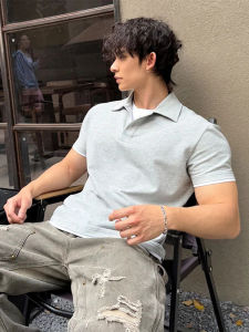 Áo Thun Polo Nam Tay Ngắn Mùa Hè Màu Xám Cổ Henry Giả Hai Mảnh Dáng Ôm Vừa Vặn Thể Thao Nửa Tay Áo Vai Vừa Vặn