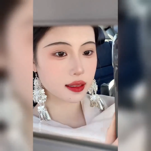 QXQY Black Luxury Velvet Matte Lipstick Waterproof Moisturizing Smooth Liptint Makeup 24 hours Non-stick Cup Long Lasting Liptint Makeup