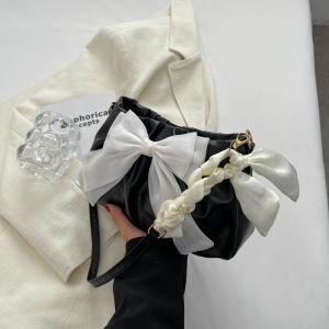 2024 New Butterfly Knot Spicy Girl Underarm Bag High-End Feeling Lady Style Womens Bag Versatile Handbag Casual Shoulder Bag