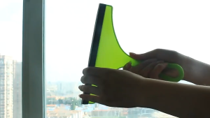 Bayar Di Tempat - Pembersih Kaca Serbaguna / Alat Pembersih Kaca / Plastic Window Wiper / Window Glass Wiper / Alat Pembersih Kaca