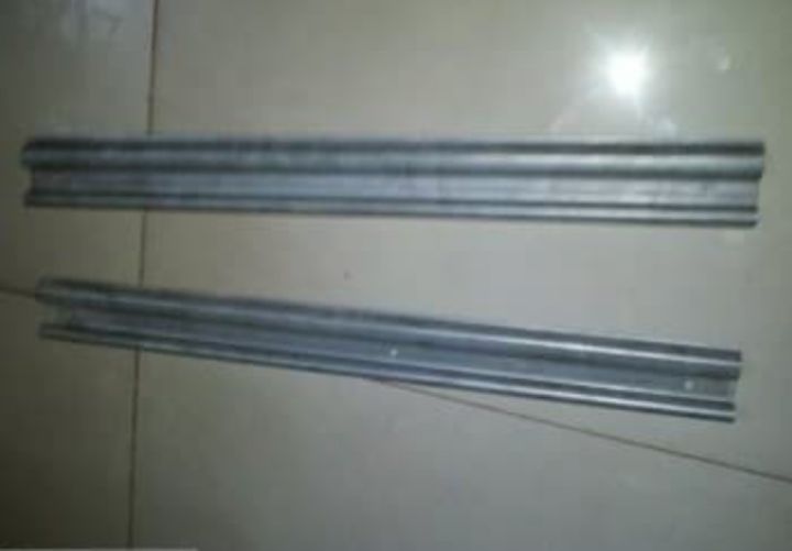 plat penjepit karet / sill plate karet Toyota kijang kapsul 4pc
