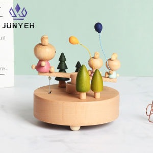 Seesaw Little Bear Wooden Music Box Table Home Decoration for Creative Birthday Childrens Day Gift Ornaments