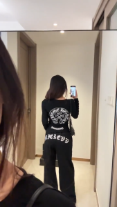 [Hip-hop print casual trendy long-sleeved crew neck T-shirt]เสื้อยืดคอกลมแขนยาวพิมพ์ลายฮิปฮอปสไตล์ลำลองสำหรับผู้หญิงเกาหลี