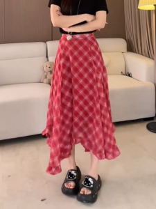MANMI | Irregular Design Checkered A-line Skirt Red