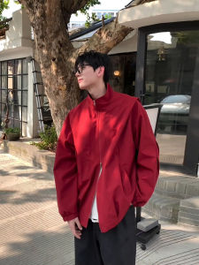 แจ็คเก็ตบินสีแดงสำหรับผู้ชาย แจ็คเก็ตเบสบอลสไตล์อเมริกัน ทรงหลวม ปกตั้ง แขนยาว แจ็คเก็ตฤดูใบไม้ร่วง แจ็คเก็ตบิน