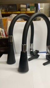 kran air tembok dapur cuci piring hitam minimalis 1/2 inch leher angsa fleksibel kepala terompet 7TR 211TR 12TRB