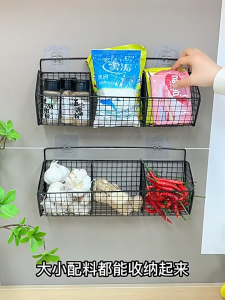 Kitchen Storage Rack Condiment Spice Seasoning Shelf Rack Kitchen Wall Mounted Storage Rack for Ginger Garlic Chilli