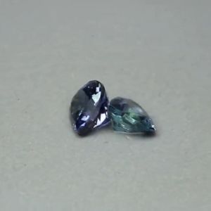2.78 CT Tanzanite พลอยสีน้ำเงินเข้มคุณภาพพรีเมี่ยม ทรงหยดน้ำ จากแทนซาเนีย