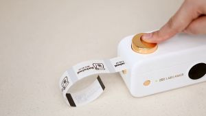 Máy in nhãn mini cầm tay Phomemo D50 không dây Bluetooth nhiệt không cần mực cho mã vạch nhãn dán logo sticker