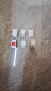 PANASONIC CHÍNH HÃNG THIẾT BỊ ÂM TƯỜNG CÔNG TẮC Ổ CẮM CẦU CHÌ Công Tắc 1 Chiều Và 2 Chiều Đèn Báo Đỏ Nhỏ - Lazada