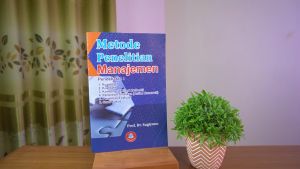 Buku Metode Penelitian Manajemen – Sugiyono / Alfabeta
