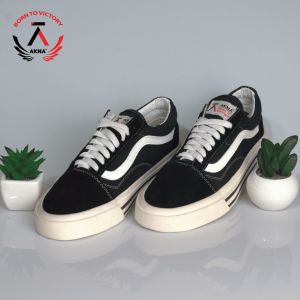 AKNA OS HITAM SEPATU SNEAKERS PRIA WANITA DEWASA TERBARU 2023 SEPATU COWOK CEWEK KEREN BUAT GAYA SEPATU SEKOLAH PRIA WANITA LAKI LAKI PEREMPUAN SD SMP SMA HITAM PUTIH CASUAL CANVAS CONVERSE70S ALL STAR VENTELA AEROSTREET PVN AKNA OS HITAM PUTIH