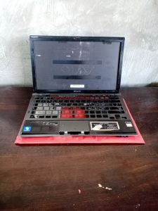 Case Casing laptop SONY vaio PCG - 31111W