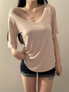 เสื้อยืดคอกว้างแขนสั้นผู้หญิงฤดูร้อน 2025 ทรงหลวมสบายๆ ลำลอง สีพื้น เสื้อผ้าทำงาน ผ้าผสมโพลีเอสเตอร์และไนลอน