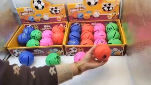 Mainan Anak Magic UFO Ball Bola Lipat Mini Flat Ball Bisa Buka LED Mental Superhero Sepakbola Basket