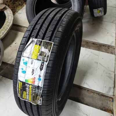 (ราคาต่อเส้น) ยางใหม่ค้างปี24(0724) Blackhawk รุ่น Street-H HH11 ขนาด 195/65R15