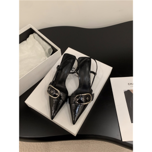 รองเท้าแตะส้นสูงสีเงินสไตล์ฝรั่งเศส ทรงหัวแหลม รองเท้าแตะส้นเดี่ยว รองเท้าผีเสื้อ รองเท้าแฟชั่นฤดูใบไม้ผลิและฤดูร้อน