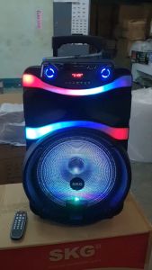 SKG ลำโพงล้อลาก 12 นิ้ว 6000 W ไมค์ลอย 2ตัว ไฟวิบวับ รุ่น SR-4000 BT12 สีดำ ปิด-เปิดได้