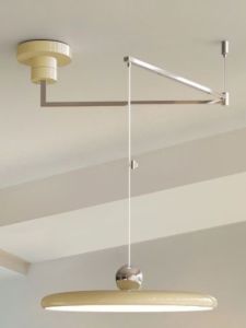 Retro Flying Saucer French Rocker Arm Restaurant Chandelier Minimalist Modern Table Lamp Designer Movable Full Spectrum Lamps