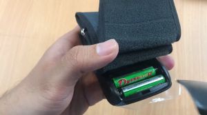 Omron HEM 6232T Tensimeter Pergelangan Tangan Premium Wrist HEM 6232