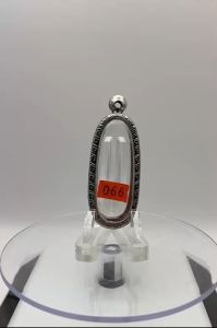 No.(066) ตลับพระ กรอบพระสแตนเลสลายไทย พระลีลาเม็ดขนุน พระกรุ หรือพิมพ์ใกล้เคียง ขนาดวงใน 1.8*4.4 ซม. ขนาดที่ใส่สวย 1.5*4.1ซม. หรือขนาดพระใกล้เคียง