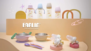 Farlin Bình nước PPSU 360 độ có van chống sặc và tay cầm cho bé tập uống nước 270ml (nắp tháo rời)