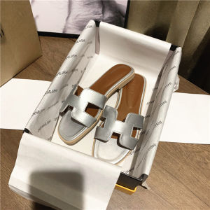 Sanya Holiday Fashion Flat Heel Sandals 2025 Summer New Womens Shoes Beach Coast Casual Pure Color Rubber Bottom Leather