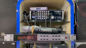 Micro không đây karaoke BENLY KTV 335 4 sóng có tự ngắt.