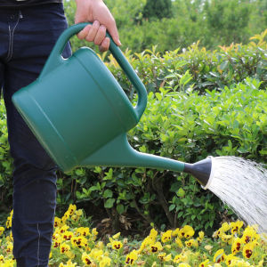Plastic Watering Can Long Spout Garden Sprayer