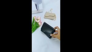 Dompet Wanita Selempang Stylish & Berkualitas 2023
