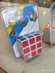 RUBIKS CUBE Rubik Mainan Asah Otak Mainan Murah ( Bisa COD)