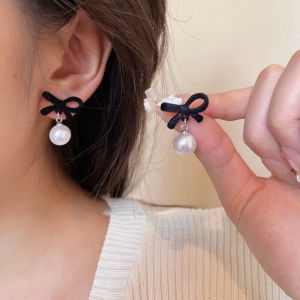 Black Pearl Butterfly Knot Flocking Earrings Autumn Winter New Style Versatile High End Feeling Pearl Earrings Fashion Jewelry
