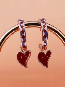 Hand-Painted Enamel Love Heart Earrings Fashionable Jewelry Gift  out Original Design Alloy Gold Plated Post Backs for Women