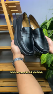 Otiv Brussel Black - Sepatu Loafer Kulit Casual Formal Pria Untuk Kuliah Kerja Traveling