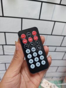 Remote control untuk mp3 player