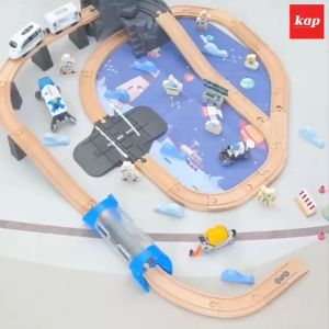 Bộ đồ chơi lắp ráp đường ray xe lửa - chủ đề thám hiểm không gian có kèm theo xe chạy pin