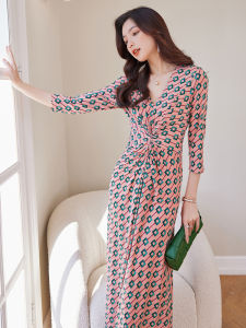 Miss Wrapped in Silk Green Butterfly Elastic Silk Wrap Dress High Waist A-Line Long Skirt V-Neck Korean Style Commute Print