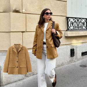 เสื้อเบลเซอร์ผู้หญิง ผ้าหนังกลับ ทรงเข้ารูป กระดุมแถวเดียว สไตล์วินเทจ แฟชั่นลำลอง ปกเสื้อแบบปกเชิ้ต สีน้ำตาล ดีไซน์เก๋ ทันสมัย สำหรับฤดูใบไม้ร่วงและฤดูหนาว ปี 2025