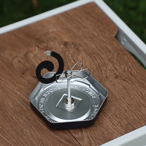 New Magnetic Suction Stand Incense Clip Mosquito Coil Holder Support Frame Incense Shelf Base