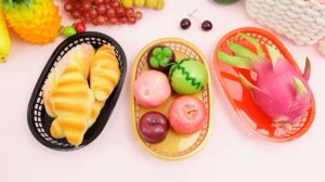Food Serving Tray Plastic Fast Food Basket Stackable Fried Chicken Tray Picnic Food Plate