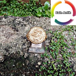Cincin perunggu kuno Semar mesem