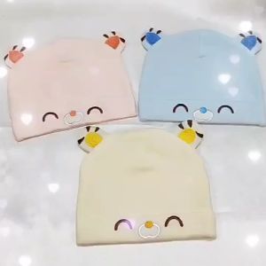 12 เดือน หมวกคลุมหัวเด็ก เป็นหมวกคลุมหัวผ้ายืดนิ่มไร้ตะเข็บ การผิดพลาดที่ไม่หลุด ลายน่ารัก สีสดใส