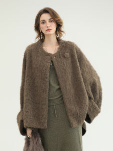 COCO BELLA | Commute-Style Faux Alpaca Long-Pile Wool Coat