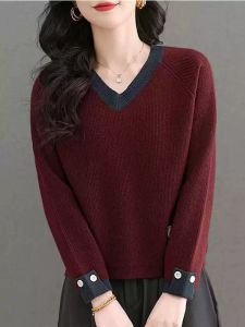 Fashionable Short Knitted Sweater Chicken Heart Neck Design Korean Style Long Sleeve V-Neck Knitwear for Women Spring Autumn