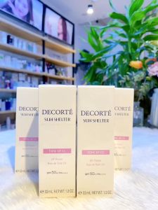 Kem Chống Nắng nâng tone 5 màng lọc Decorté Sun Shelter Tone Up CC SPF50+PA++++ Tone 10  trắng hồng