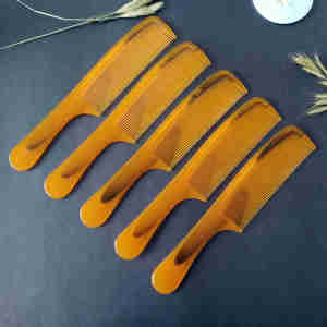 Natural Ladys Large Tooth Portable Anti-Static Hair Comb Durable Cow Horn Design for Long Hair Home Use Massage Tool