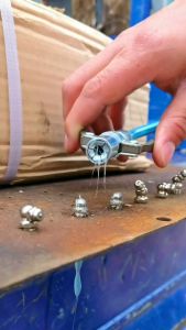 Đầu kẹp bơm mỡ bò 6 chấu chịu lực cao cấp chống rỉ sét